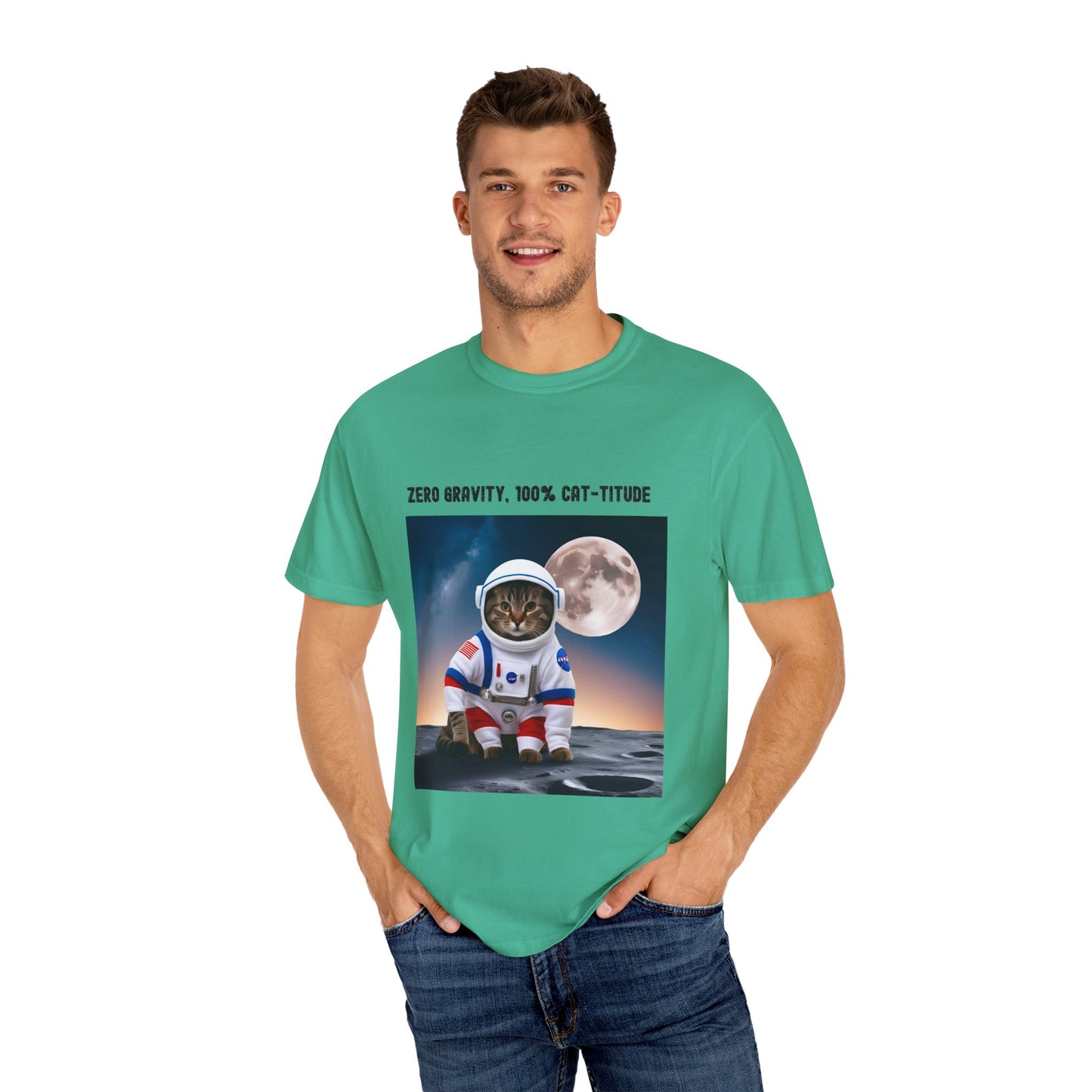 Astronaut Cat T-shirt, Fun Gift for Cat Lovers, Unisex Tee for Space Enthusiasts, Cute Pet Shirt for Birthdays