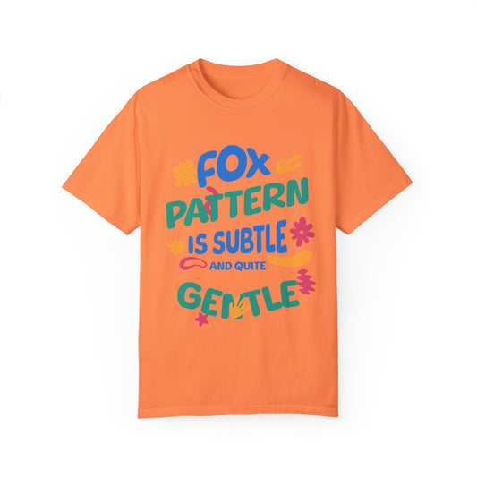 Fox Pattern Gentle Tee - Fun Unisex T-shirt for Nature Lovers, Summer Casual Wear, Gift for Friends, Eco-Friendly Fashion